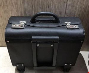 فلایت بگ چرم   FLIGHT BAG